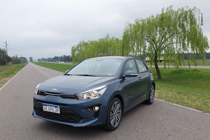 Cambios sutiles en el exterior del Kia Rio 2021
