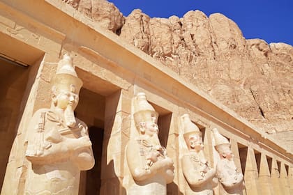 Cambises II agregó un premio significativo a las posesiones imperiales de Persia: Egipto.