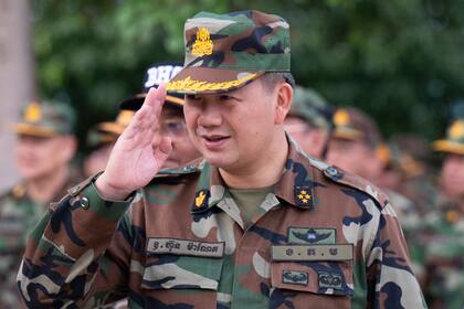 Camboya iniciará el servicio militar obligatorio el próximo año entre tensiones con Tailandia