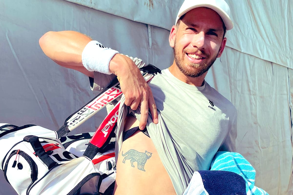 Cameron Norrie, en el Buenos Aires, con el tatuaje de los Pumas