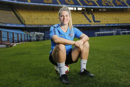 Camila Gómez Ares, como en su casa, en la Bombonera