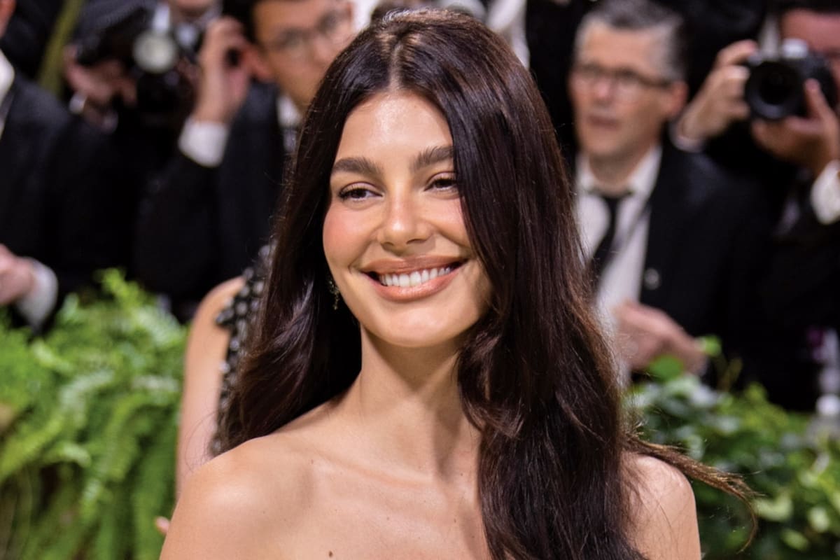 Camila Morrone interpretará a un personaje que Michelle Pfeiffer llevó al cine hace más de 30 años, para Netflix