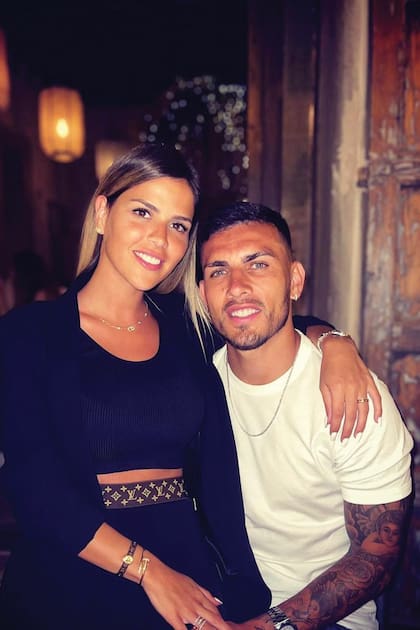 Camila y Leandro están juntos desde hace doce años y tienen dos hijas.
