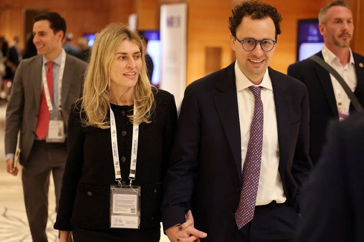 Camilla Clark junto a su esposo, Dario Amodei, cofundador de Anthropic