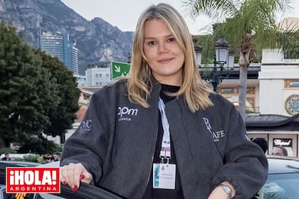 Camille tiene dos hermanos, Louis y Pauilne, frutos del amor de Estefania con Daniel Ducruet, su exguardaespaldas y primer marido