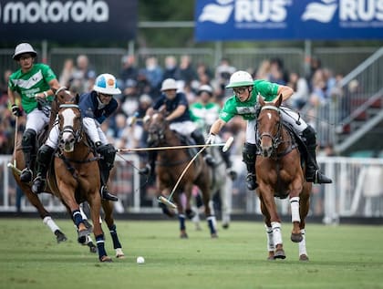Camilo Castagnola, Adolfo Cambiaso y Bartolomé Castagnola (h.) protagonizarán la definición del Campeonato Argentino Abierto de polo, que enfrentará a La Dolfina y La Natividad.