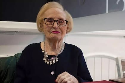 Camino a los 110 a finales de año, Esperanza Cortiñas está considerada hoy la abuela de Galicia