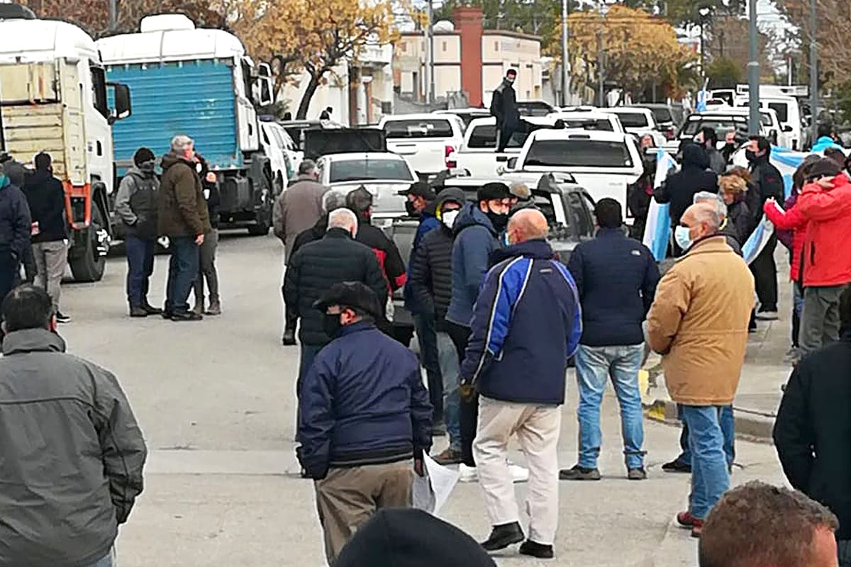 Camionetazo en Pedro Luro contra La Cámpora