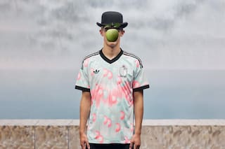 Con cascabeles y nubes, Bélgica aporta un toque de surrealismo al Mundial