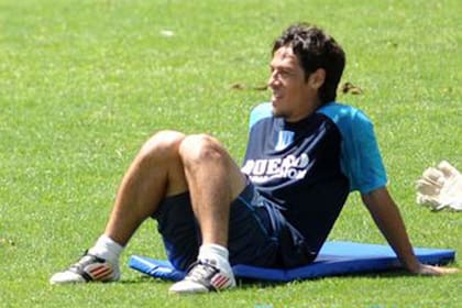 Camoranesi entrenará con los juveniles hasta el final de la temporada