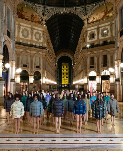 Campaña Moncler_House ofGenius en la galería Vittorio Emanuele de Milán