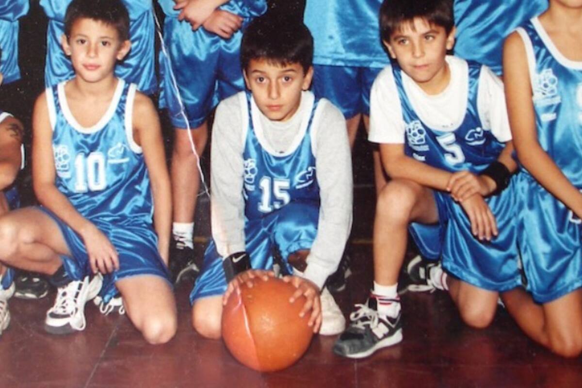 Campazzo, en sus primeros pasos en el básquet en el club Municipal de Córdoba. Crédito: Gentileza Gabriel Rosenbaum