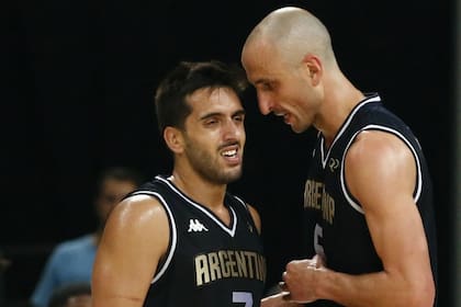 Campazzo y Ginóbili, juntos en Río 2016. El bahiense confía en el base que actualmente juega en Murcia