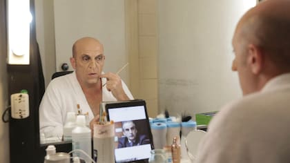 Campi imita desde celebridades hasta políticos