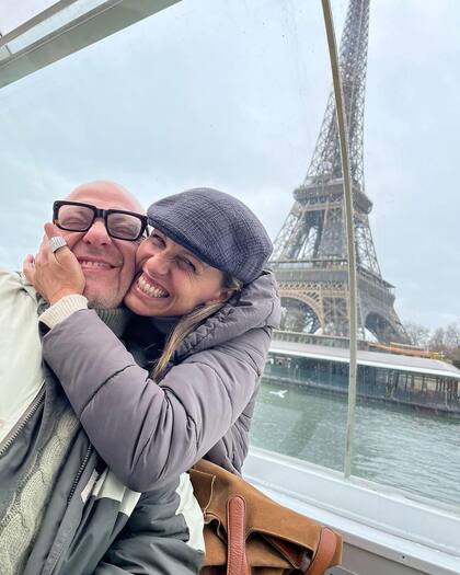 Campi y Denise Dumas durante sus vacaciones en Europa, en 2023