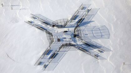 Campos de béisbol cubiertos de nieve