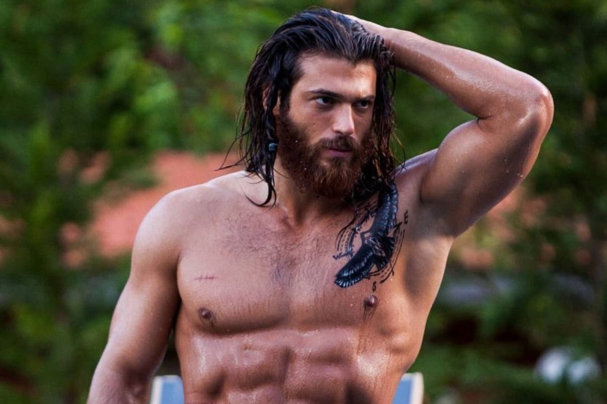 Can Yaman, el inquieto actor que dejó el derecho tributario para dedicarse a la actuación