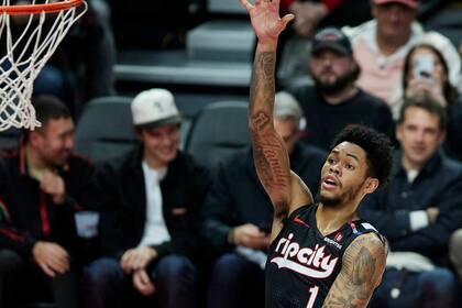 Canasta de Simons sobre la bocina da la victoria 122-120 a Blazers sobre Nuggets