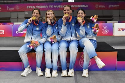 Candela Espinosa, Catalina Borrelli, Belén Pérez Maurice y María Perroni, a pura alegría