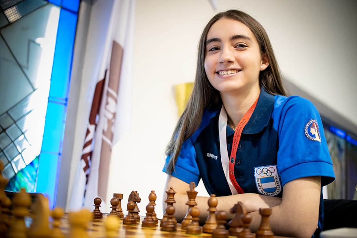 Candela Francisco tuvo una formidable primera jornada en Doha