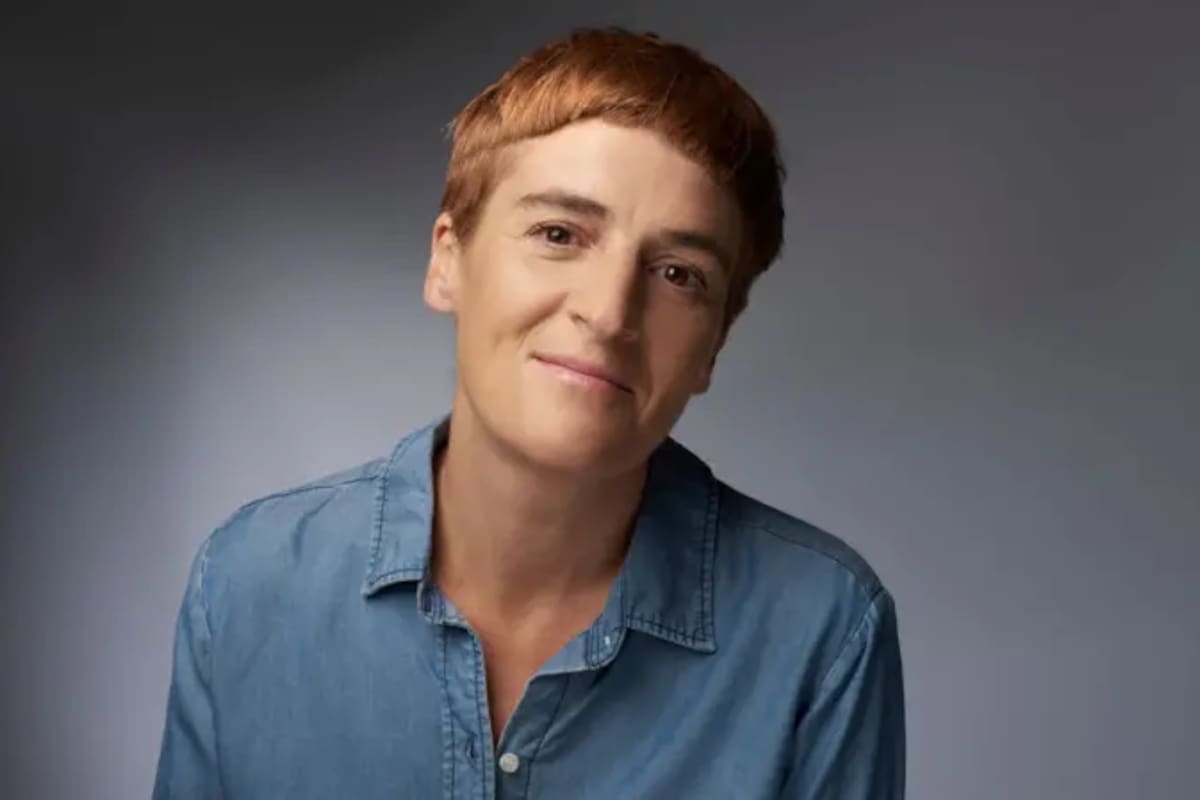 Candelaria nació con una alteración genética que incidió en el desarrollo de su cuerpo.