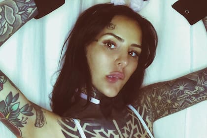 Candelaria Tinelli causó furor en las redes al mostrar la nueva temporada de verano con sus bikinis