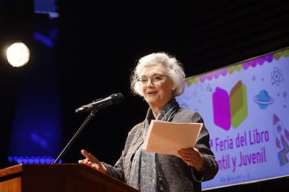 Canela dio esta tarde el discurso inaugural de la 31° edición de la Feria del Libro Infantil y Juvenil, en el Centro Cultural Kirchner