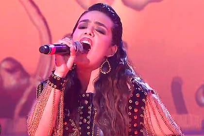 Cantando 2020: Ángela Leiva cantó un tema de Rata Blanca y al jurado no le gustó