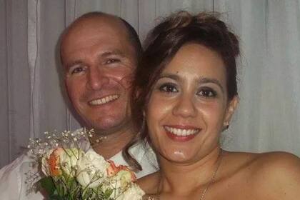 Cañuelas: una mujer fue asesinada a balazos por su exesposo delante de sus hijos.