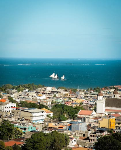 Cap-Haïtien incrementó su cantidad de población interna luego luego que muchas huyeran de las pandillas en zonas como Puerto Príncipe