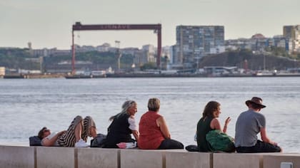 "Capitalismo de la sardina": en qué consiste la receta económica que ha convertido a Portugal en un exitoso ejemplo de crecimiento en Europa