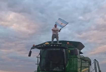 Capitanich Agropecuaria SAS fue constituida mediante un instrumento privado firmado el 29 de noviembre de 2019 e inscripta posteriormente en el Registro Público de Comercio del Chaco