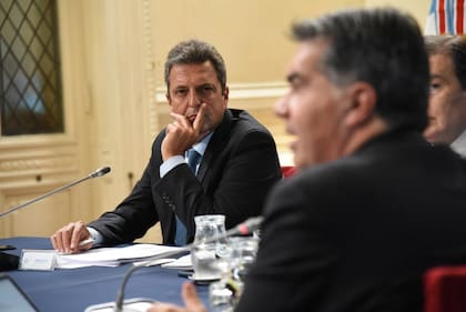 Capitanich con Massa, durante una reunión en la Cámara de Diputados
