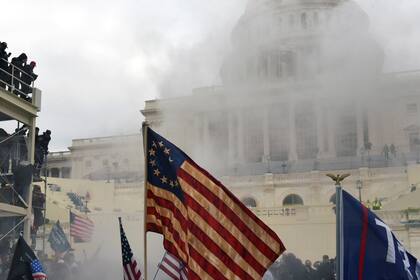 Una jornada marcada por la violencia en el Capitolio norteamericano