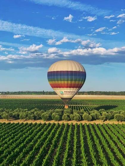 ¿Capodocia? No Mendoza y un recorrido aéreo por los viñedos