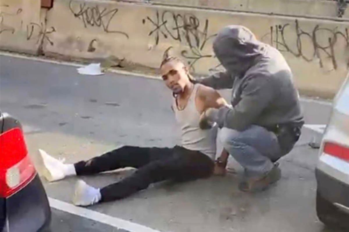Captura de pantalla de un video en redes sobre la detención de Belgal