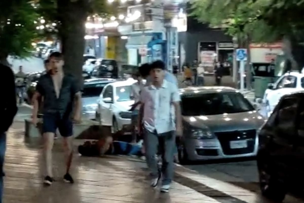 Captura de video del momento en que agreden a Fernando Báez Sosa
