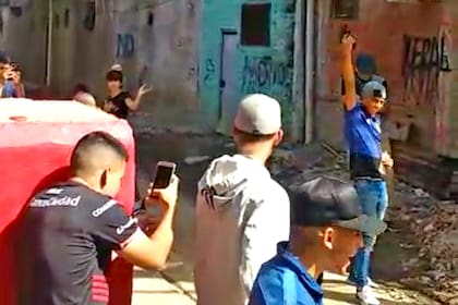 Captura del video en el velatorio del joven ladrón.