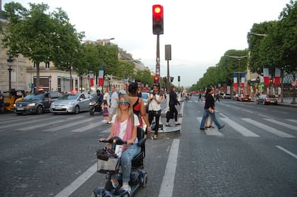 Capuano dice que la movilidad es mucho más fácil en otros países; se dedica a denunciar rampas mal hechas o inexistentes de la ciudad de Buenos Aires