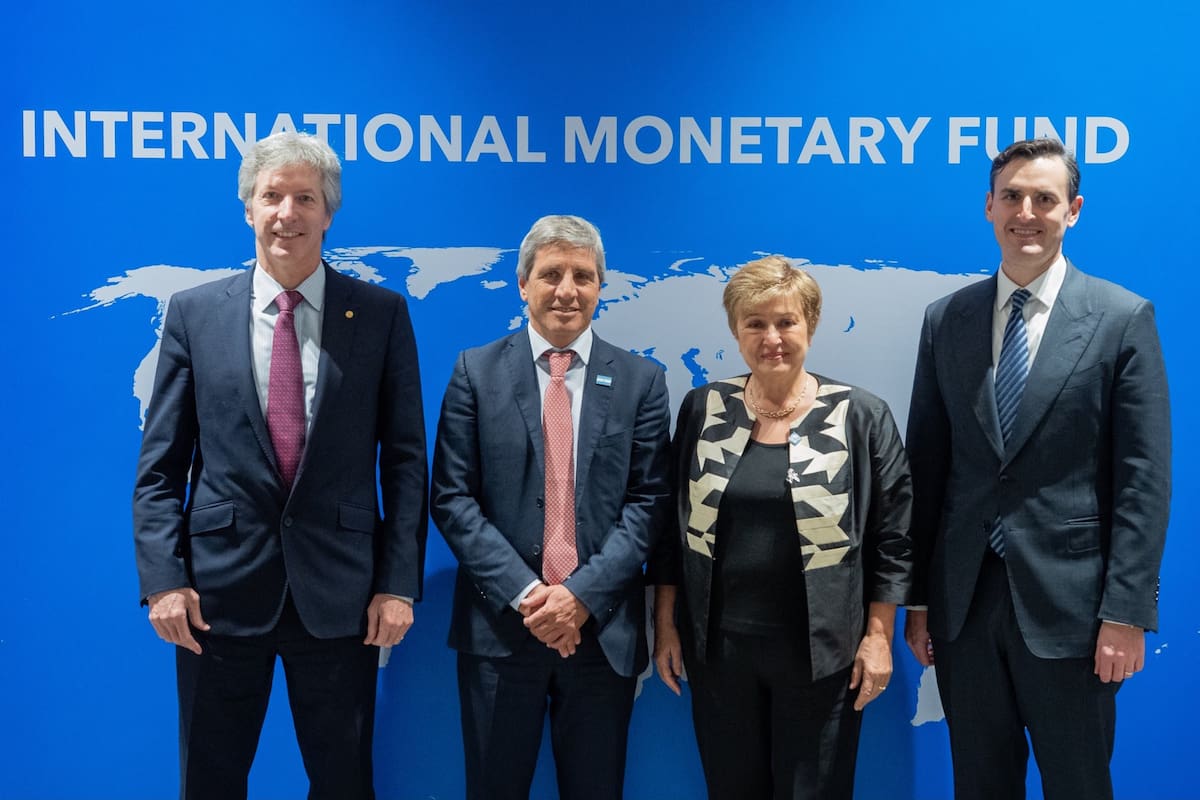 Caputo coincidió con Georgieva en la reuniones anuales del FMI y Banco Mundial