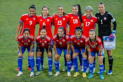 Caras sonrientes para La Roja femenina hasta el acceso a la final, pero todo se complicó con vistas a la definición ante México