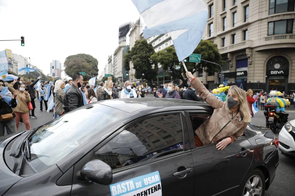 Caravana en el obelisco y cacerolazos en los barrios: la forma porteña de sumarse a la protesta por Vicentin