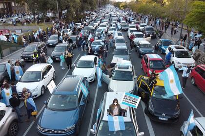 Caravanas interminables en la zona del Obelisco; fue la mayor protesta contra el gobierno de Alberto Fernández