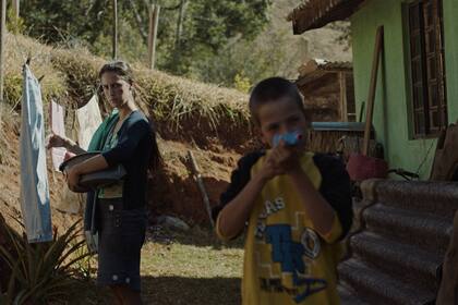 Carbón mezcla drama social, humor negro y dosis de latente violencia con el sello del Cinema Novo