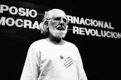 Cardenal nunca dejó de considerarse un hombre de izquierda
