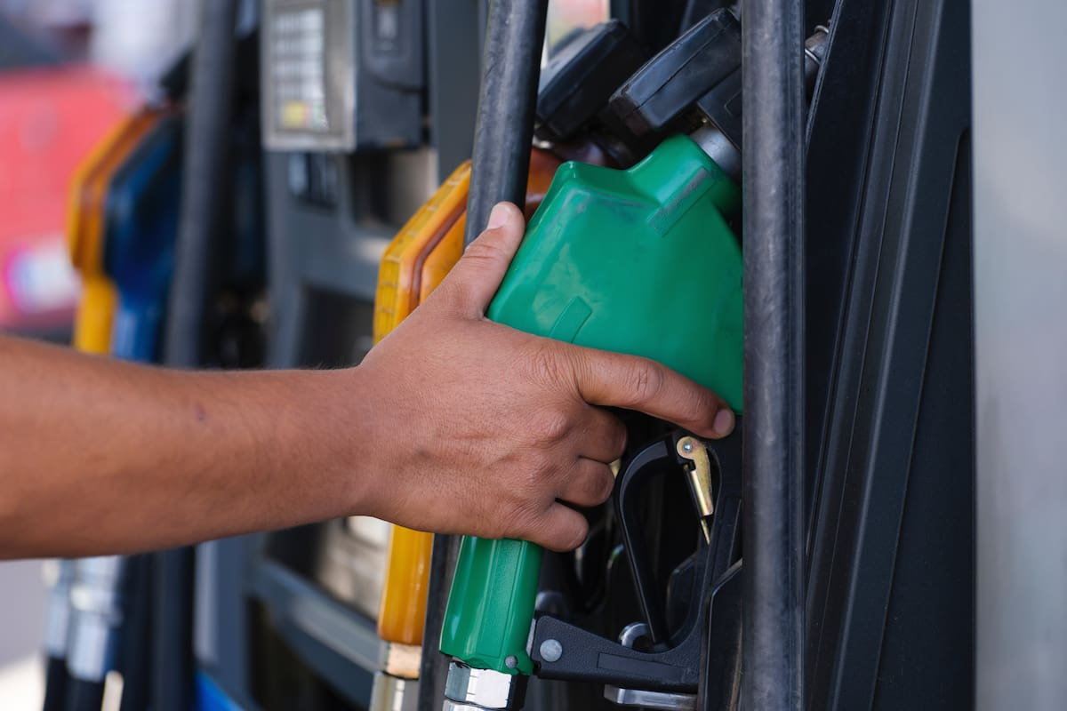 Cargar nafta en la Argentina será más caro en abril, motivo por el cual, antes de viajar, todos se apuran a llenar el tanque