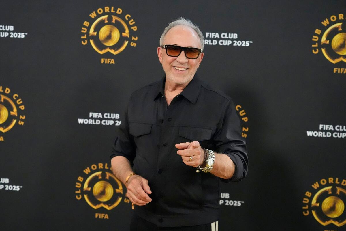 Carín León, Myke Towers y Laura Pausini participarán en la Semana Billboard