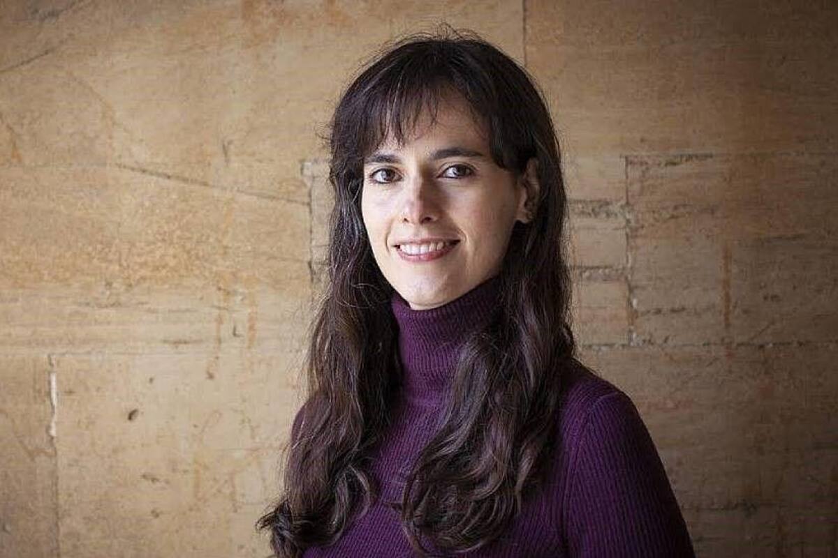Carissa Véliz es profesora del Instituto sobre Ética en Inteligencia Artificial de la Facultad de Filosofía de la Universidad de Oxford.