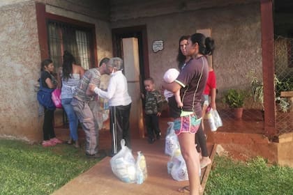 En Cáritas de Puerto Iguazú, en Misiones, llegan con meriendas a 7600 chicos en 134 centros de las distintas comunidades