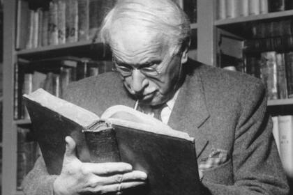 Carl Gustav Jung fue el creador de la psicología analítica y dio pie a la escuela de la terapia junguiana